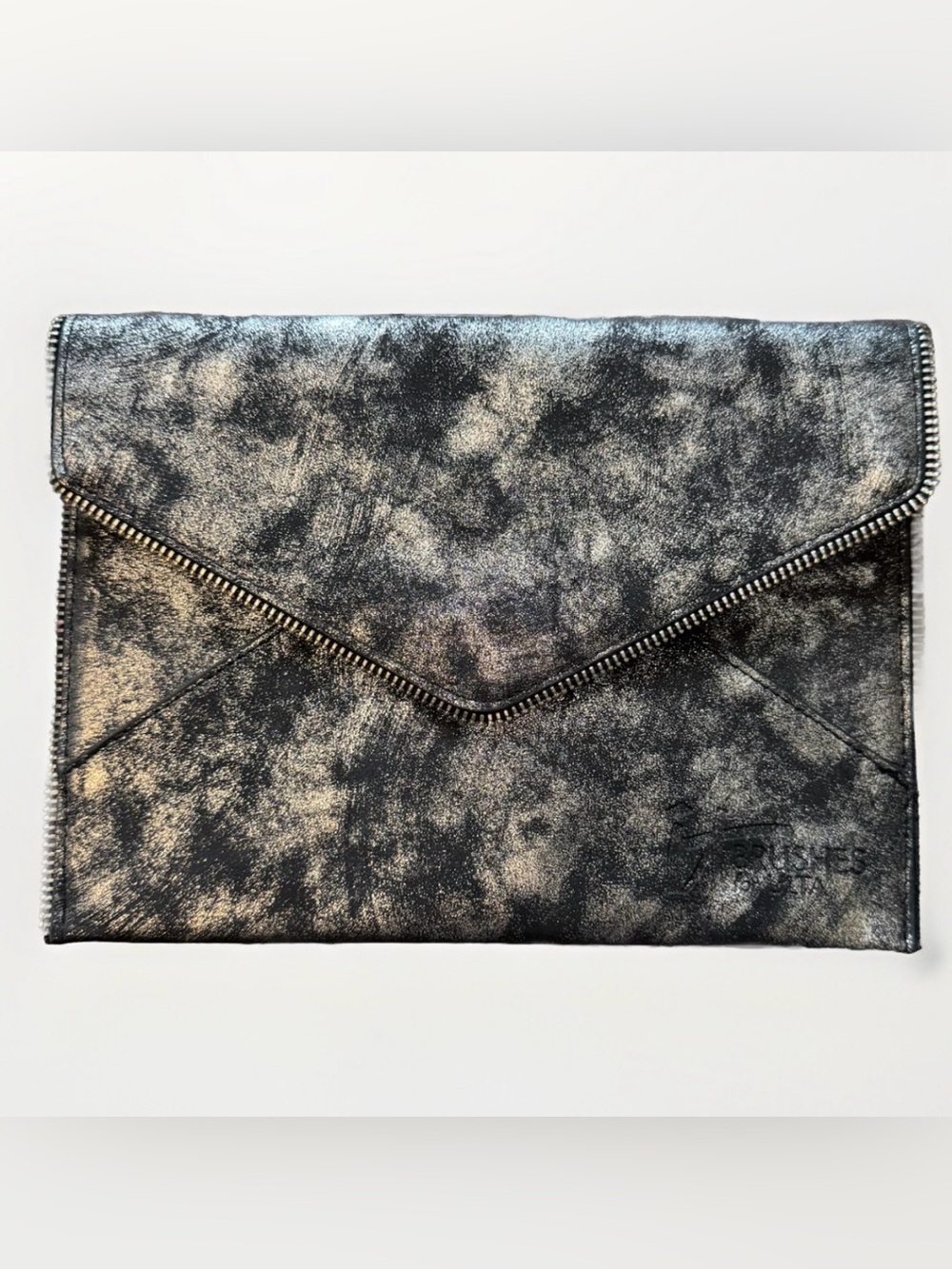 IT Cosmetics Brushes for Ulta Envelope Style Clutch Cosmetic Travel Bag